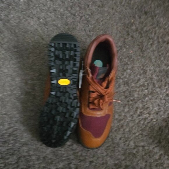 New Balance Men Size 8 Rainier Low Glazed Ginger Brown Red Sneaker 012026 - Picture 4 of 9